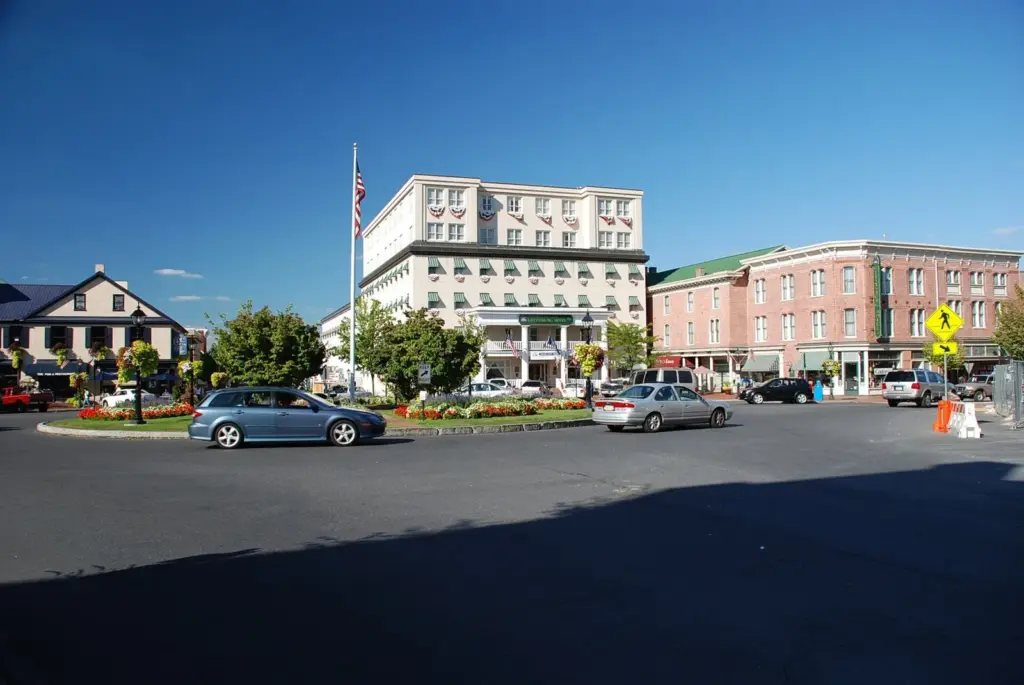Lincoln Square in downtown Gettysburg with the Gettysburg Hotel and historic storefronts around the circle