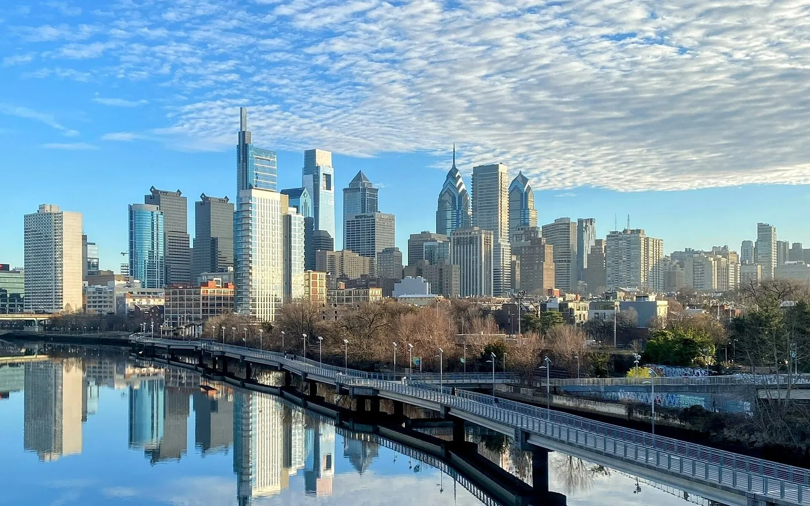 Philadelphia's skyline above the Schuylkill River, where many trips in this Pennsylvania travel guide begin
